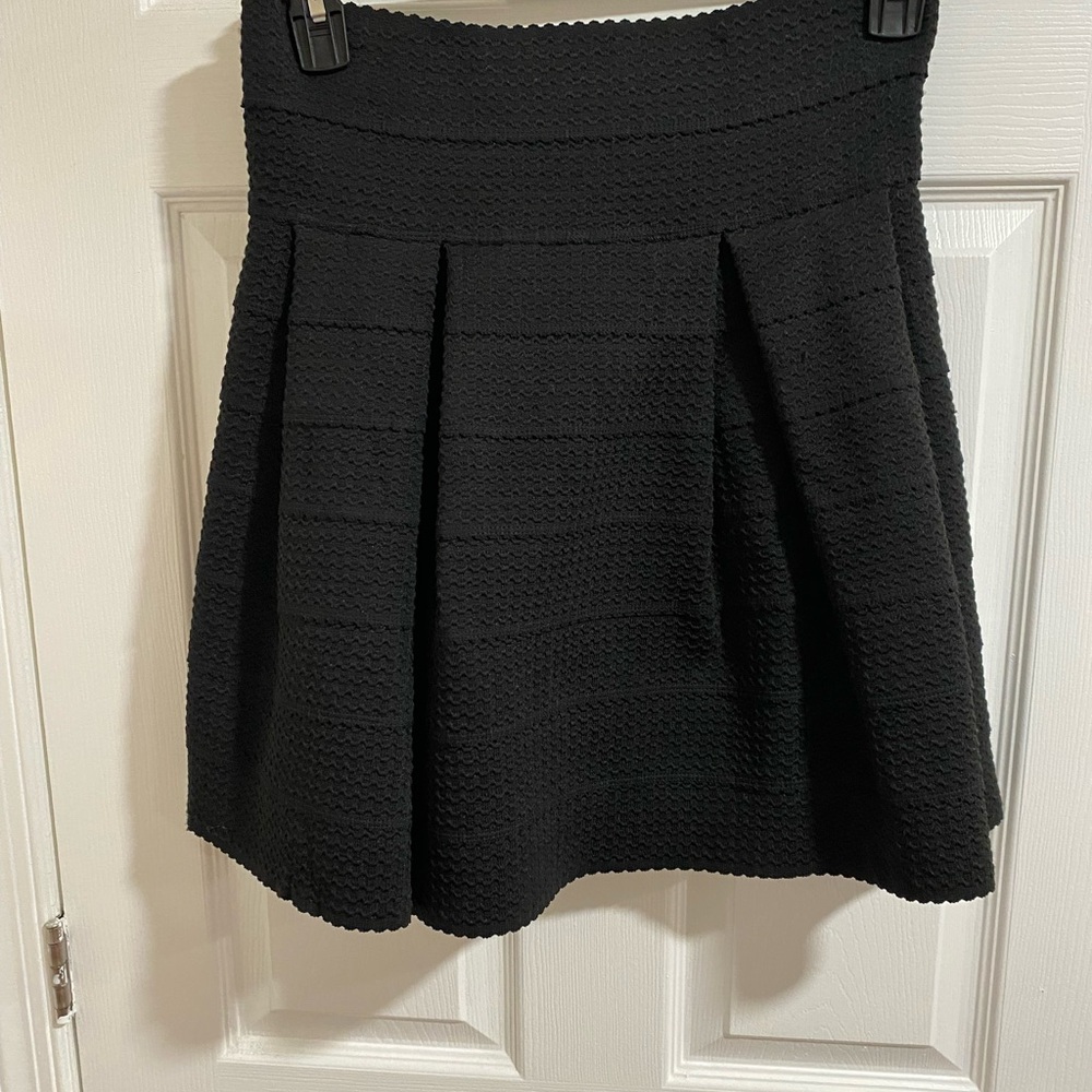 H&M Black Mini Skater Skirt with Pleats